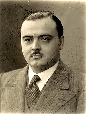 Portrait Papa Av Bourdonnais Paris0005